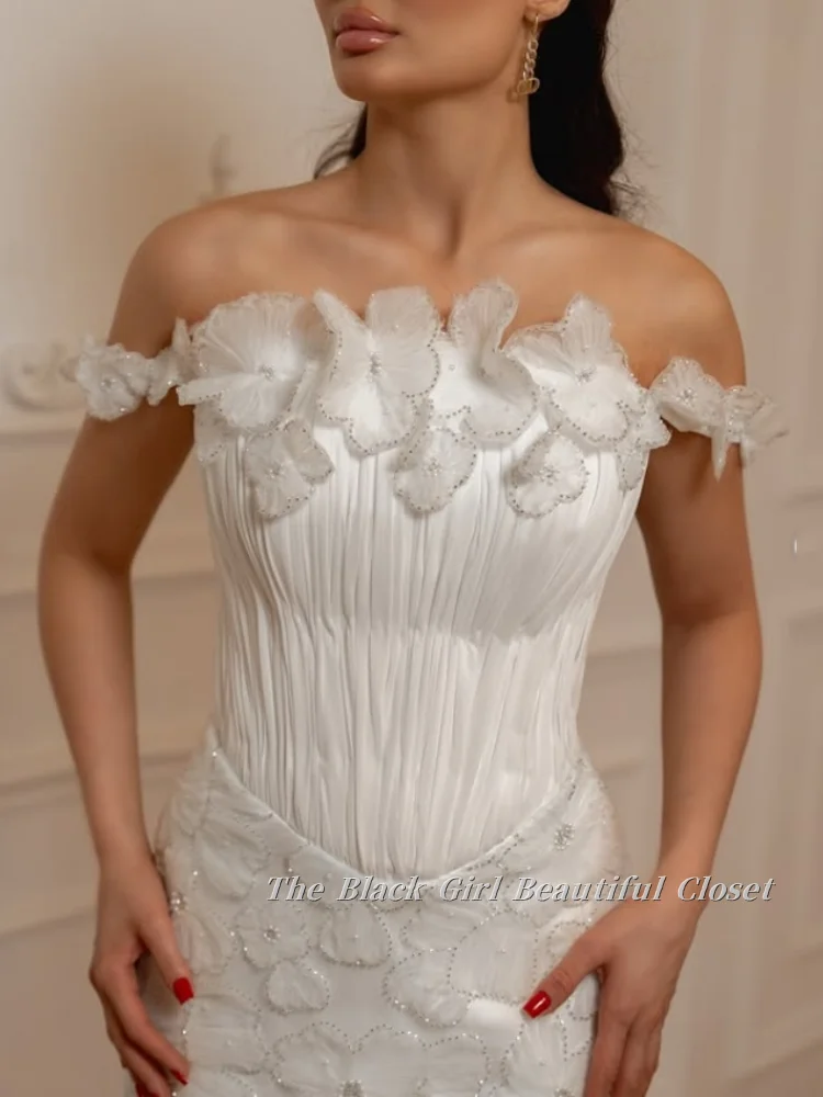 Aangepaste elegante strass bloemen galajurken schouder tule geplooide rechte avondjurk 2025, Arabische vrouwen avondjurk