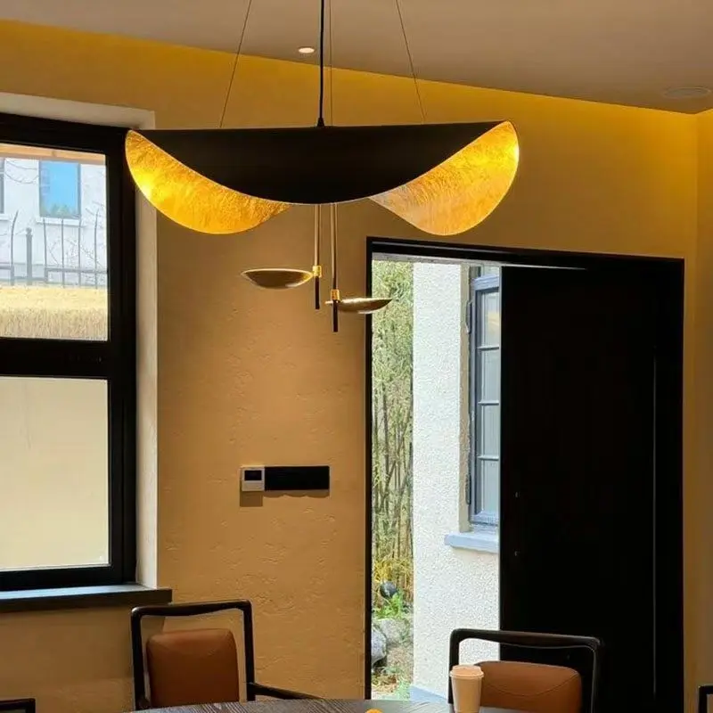 

Ltalian Creative Lotus Leaf Art LED Pendant Lamp Restaurant Bedroom Clothing Store Living Room Chandelier Indoor Lighting