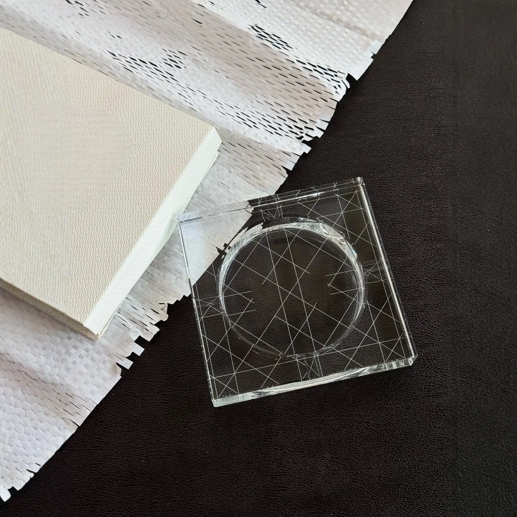 

Ultimate Crystal Пепельница серии D: стеклянная дымовая чаша Jumbo Art для домашнего офиса — праздничный подарок в континентальном стиле!