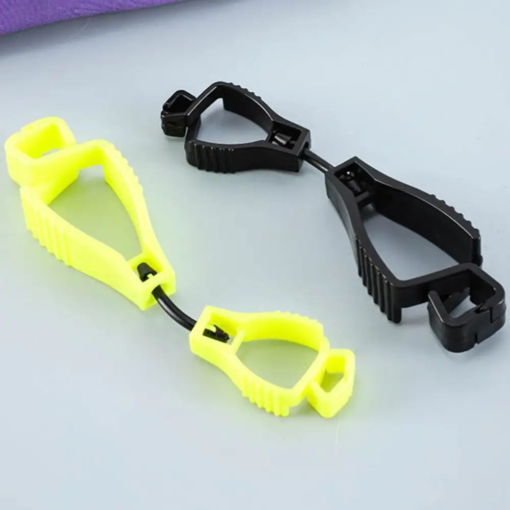 10pcs Multi-Purpose Glove Grabber Clip Anti-lost Safety Glove Holder Hanger Plastic Carry-On Working Gloves Clips Outdoors - view 3