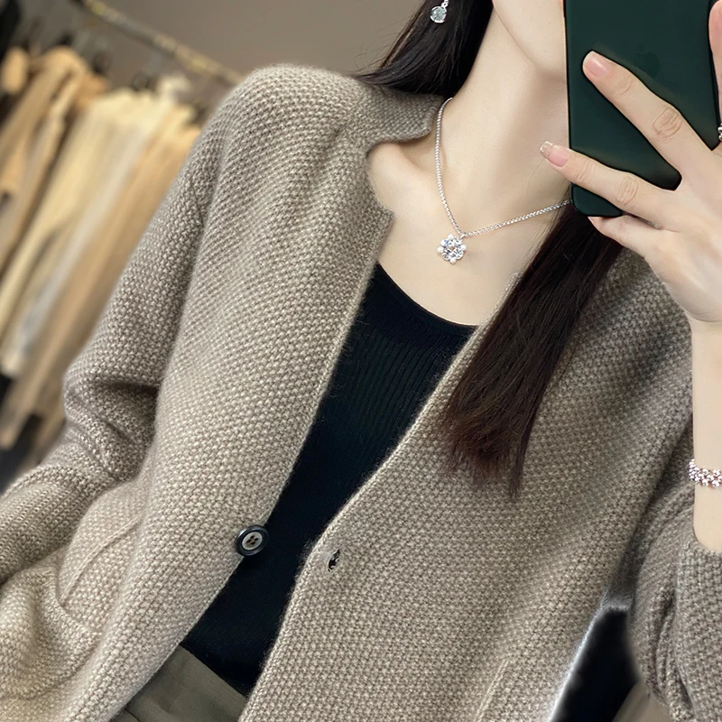 

Элегантный женский кардиган с v-образным вырезом на пуговицах, осень-зима, 100% мериносовая шерсть, кашемировый кардиган с длинными рукавами, однотонная удобная теплая одежда, топ