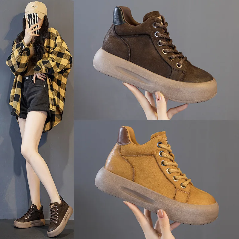 Leather high rise thick soled shoes for autumn and winter 2025  new lace up leather women's shoes with plush cotton shoes