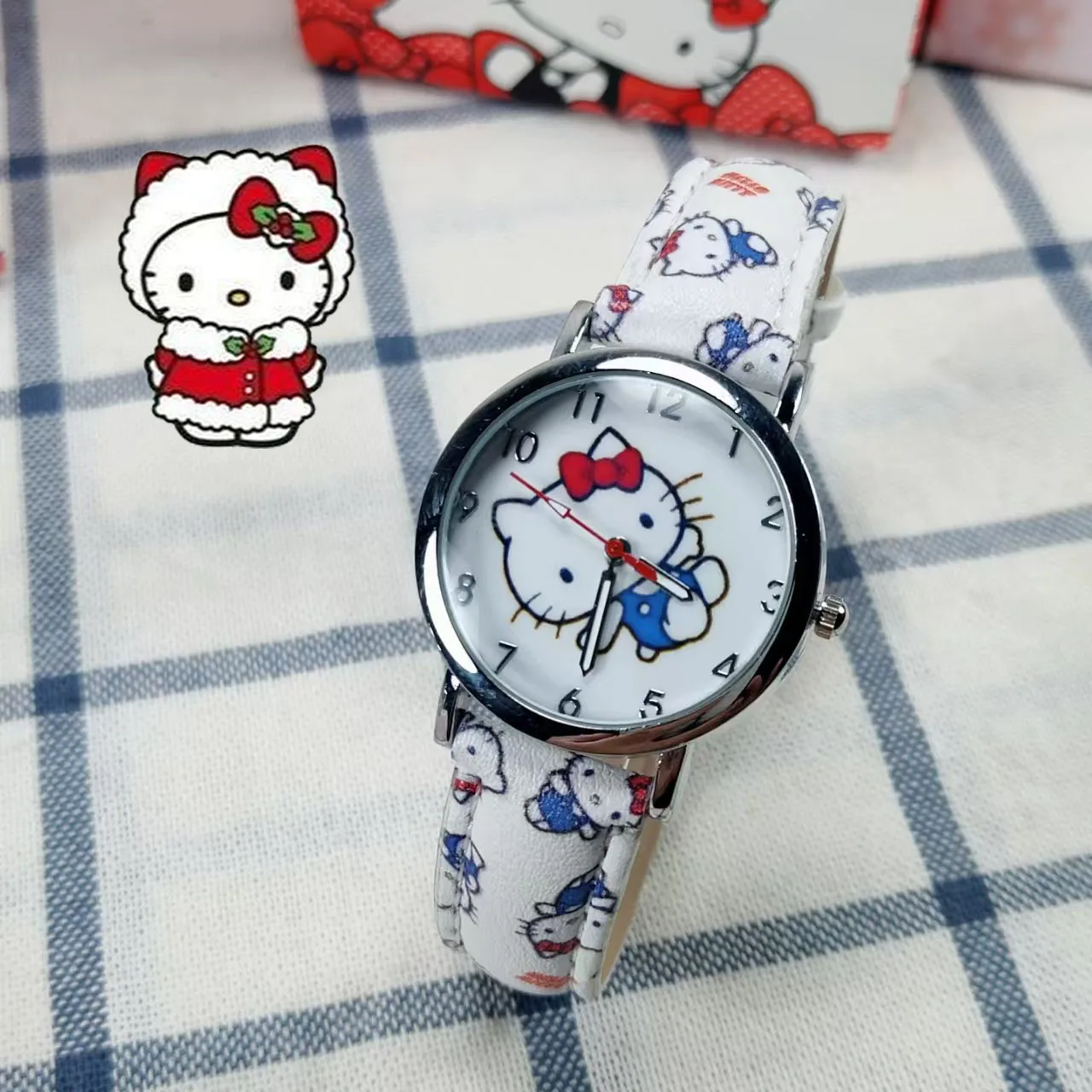 ซานริโอ'นาฬิกาผู้หญิงเฮลโลคิตตี้นาฬิกาการ์ตูนนาฬิกาโลหะผสมนาฬิกาข้อมือควอตซ์สายหนังสำหรับสาวของขวัญวันเกิด ﻿