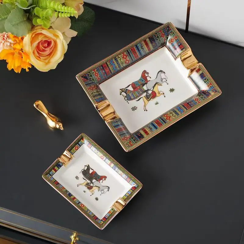 Nice Horse Pattern Art Grid Ceramic Cigar Ashtray 3 Sizes Luxury Smoke Ash Tray Holder Cigars Home Table Desk Accessories Decor