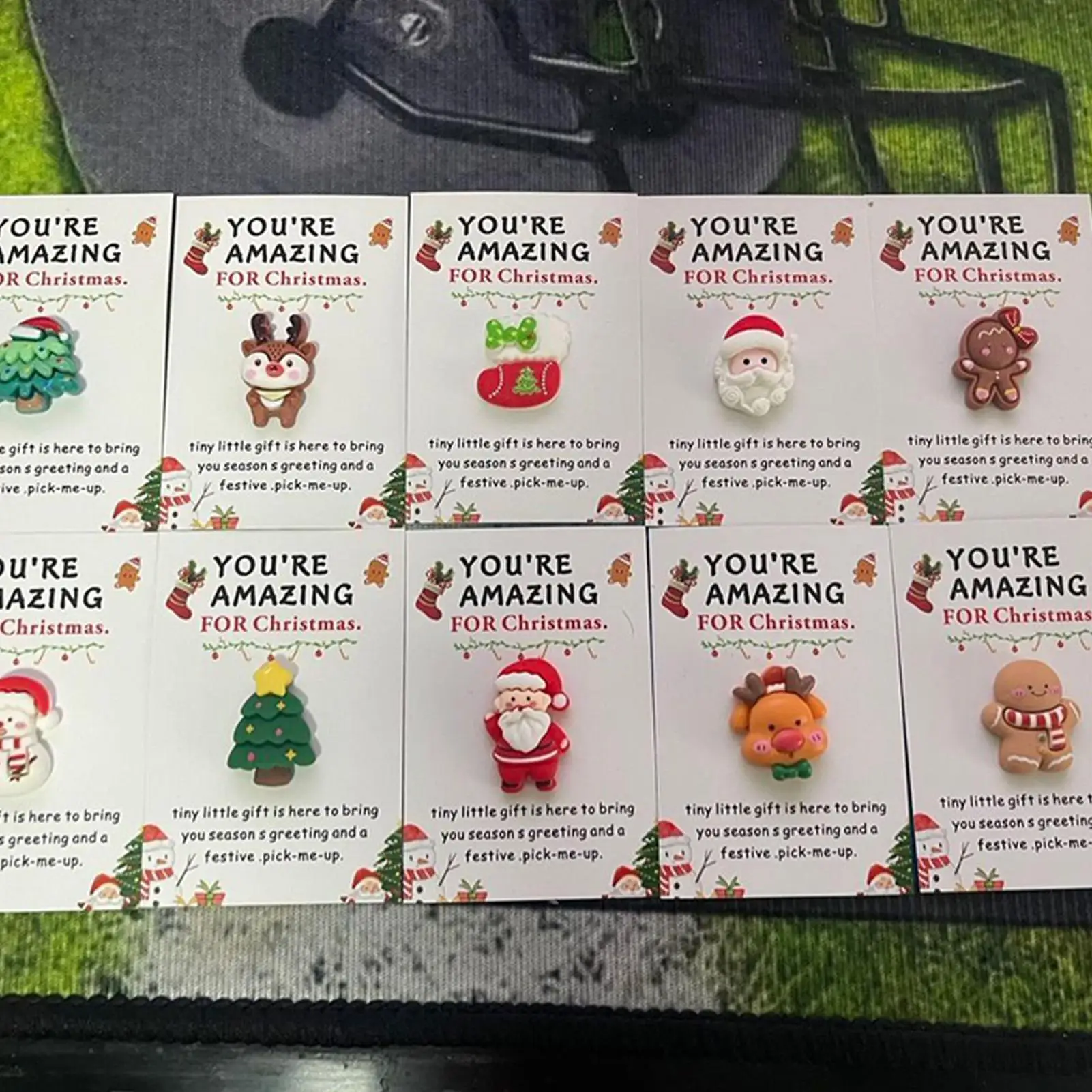 10Pcs/set Mini Pocket Christmas Hugs Christmas Series Resin Pocket Greeting Cards with Cute Charms Little Elk Christmas Hug