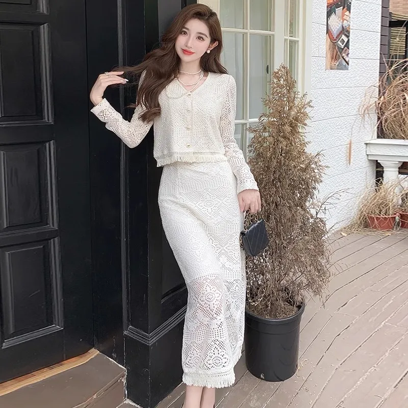 

Autumn Lace Two Piece Set Elegant Women V Neck Single Breasted Hollow Out Tassel Short Tops + Long Bodycon Fringed Skirt Suits