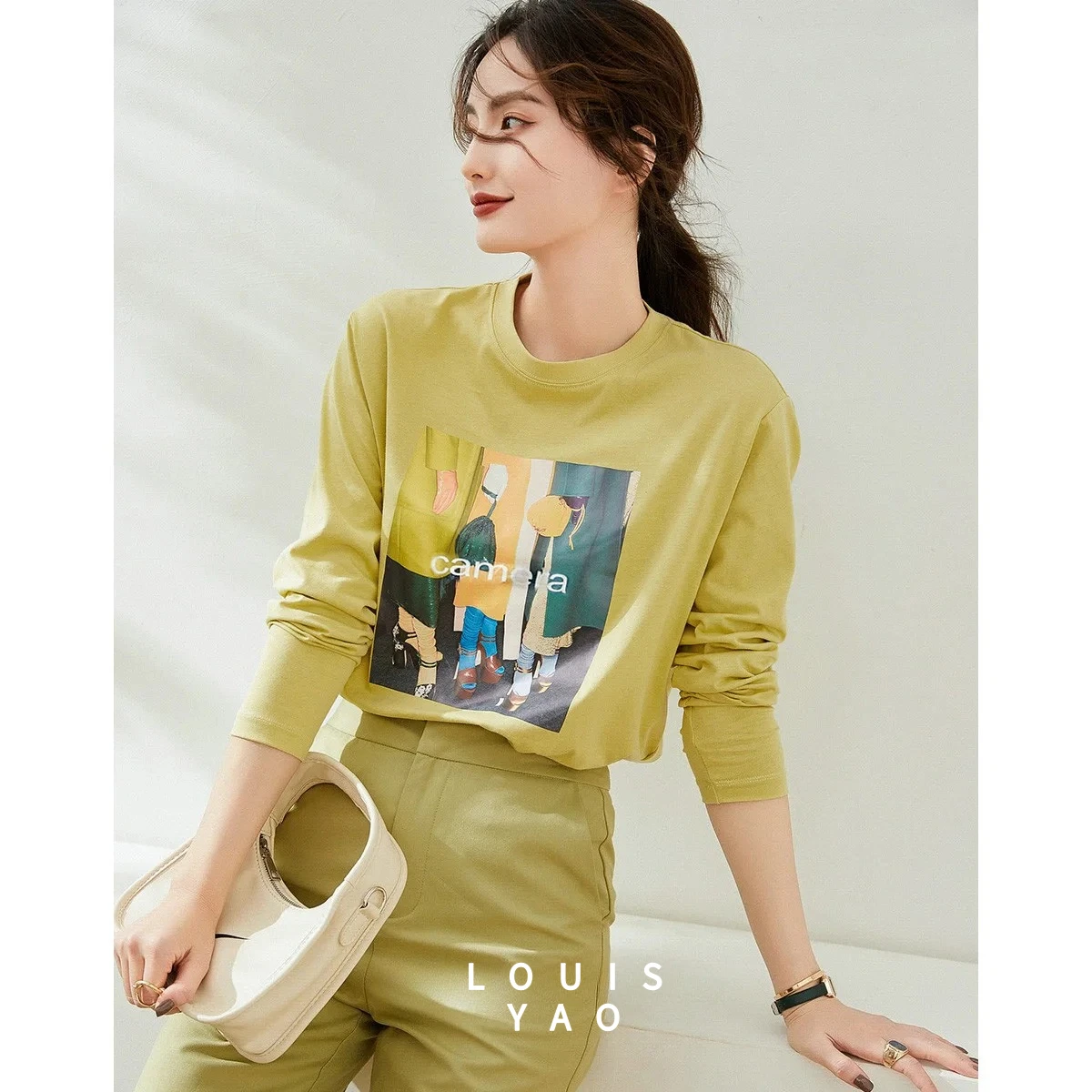 

LOUISYAO Letter Print T-Shirt 2025 Spring/Autumn Tees Casual Letter Print Crew Neck Top Minimalist Long Sleeve Women's T-Shirt