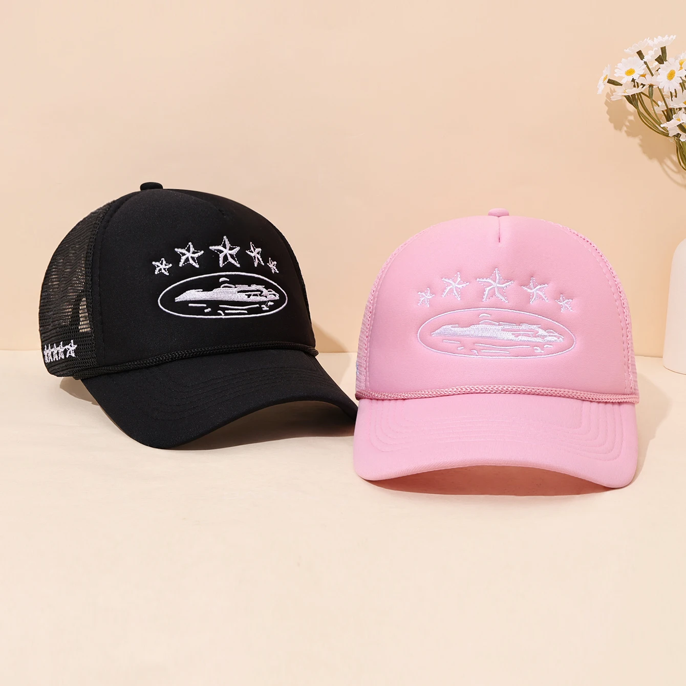 Gorra de béisbol bordada a la moda, malla bloqueada de Color de cinco estrellas, transpirable, sombrero de lengua de pato de verano, sombrilla multifuncional Tr