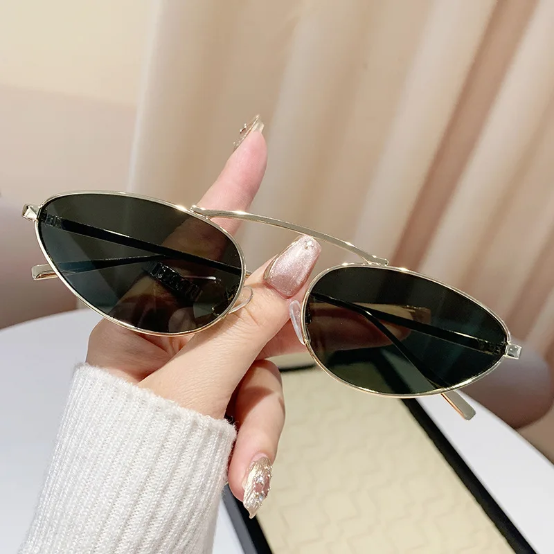

Women's High-end Oval Frame Sunglasses UV400 Anti UV Suitable for Daily Fashion Wear Street Photography Cat-eye Shades Glasses