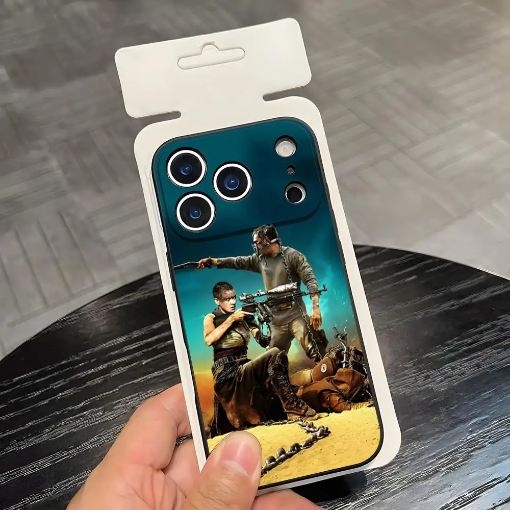 Película Mad Max 4 Fury Roads funda de teléfono para IPhone 17 Air 16 E Pro Max 15 14 13 Mini 12 Pro 11 Max Plus carcasa suave negra