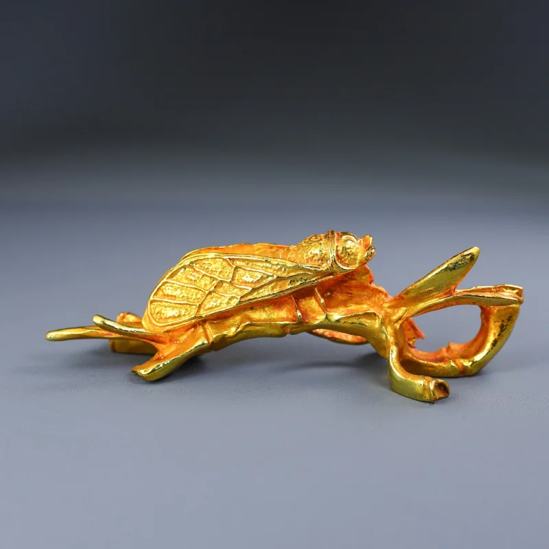 

Wholesale Antique Bronze Gold Yiming Golden Cicada Ornaments Amass Fortunes Bamboo Bamboo J-Sheng Gift Table-Top Decoration Craf