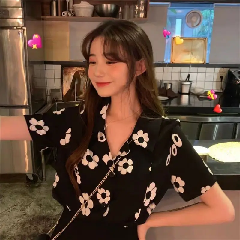 Women Summer Korean Fashion Loose Printing Polo-Neck Short Sleeve Appear Thin Shirts Women Clothes Casual All-match Floral Tops