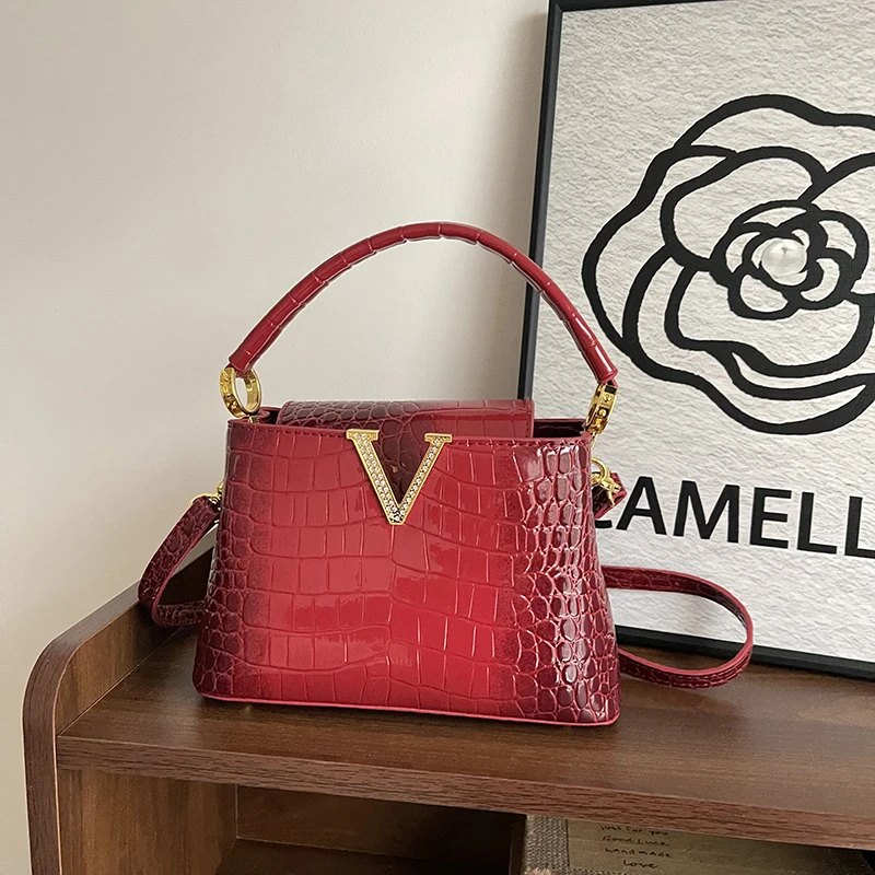 

Mom' Bag Luxury Brand Ladies Messenger Bag In Leather - Famous Designer Elegant Tote Bag Popular Classic Design