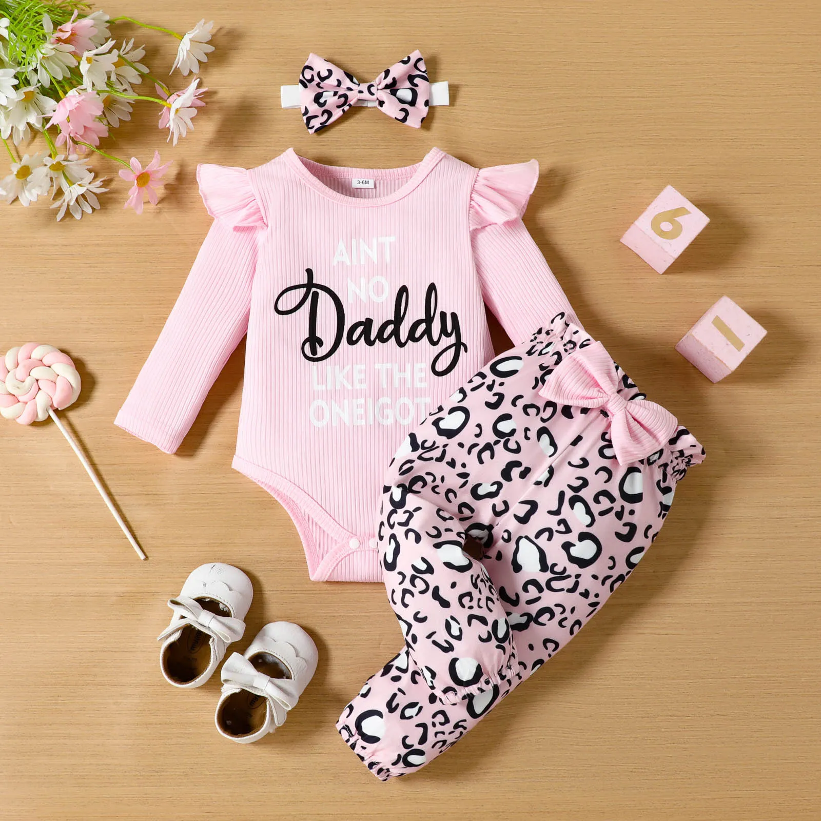 

311 Baby Clothes Baby Girls Comfortable And Breathable Set Cute Letter Print Top Pants Hairband Three Piece Bodysuit for Girls