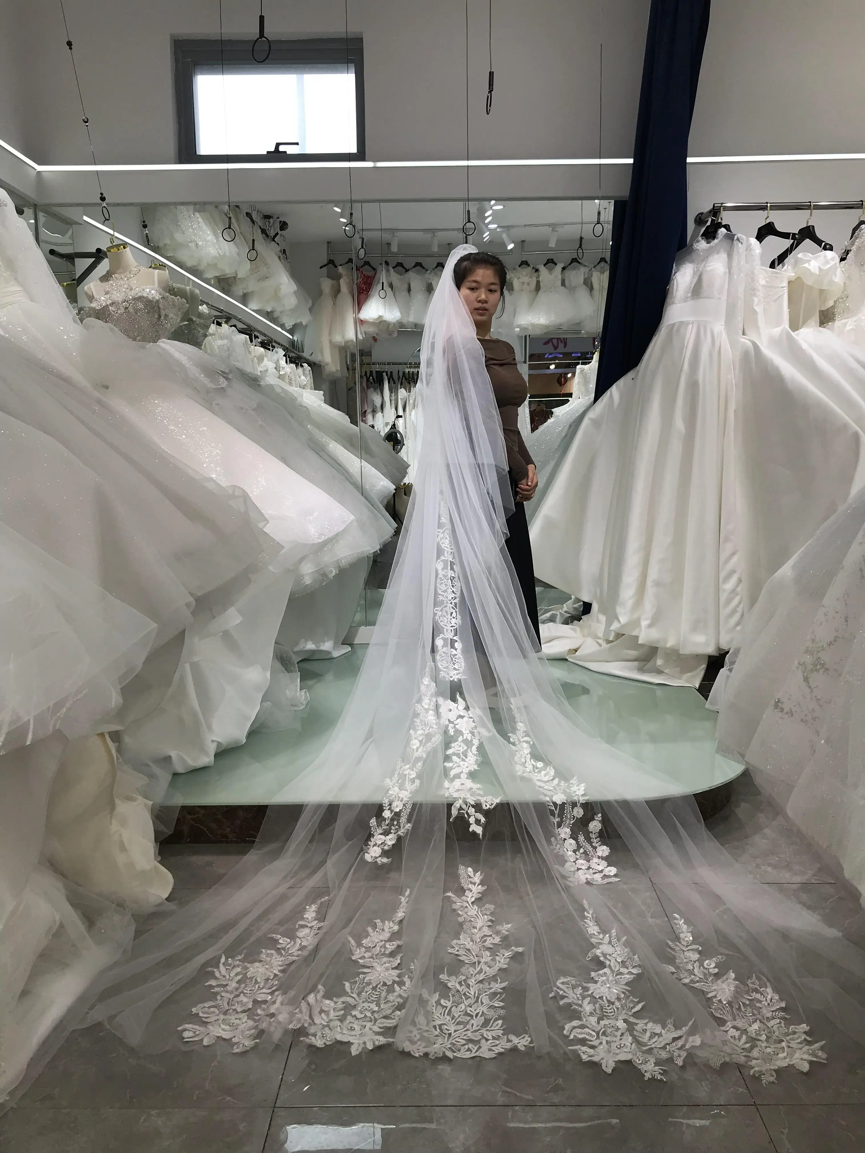 Kisswhite wear by freedom Length one OR TWO layerS bridal veils each style only one Available Long bridal veils