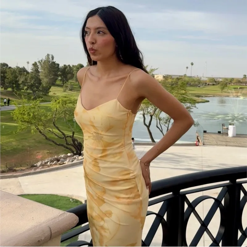 꽃 프린트 노란색 패션 롱 드레스 2025 새로운 민소매 v 넥 Tulle 슬림 섹시한 파티 드레스 휴가 해변 여성 의류