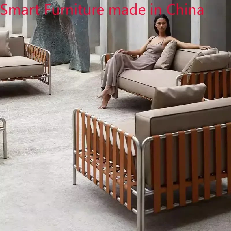 Set pakaian sofa luar ruangan Nordic, halaman sofa kasual tahan air tabir surya taman model rumah kombinasi baja tahan karat