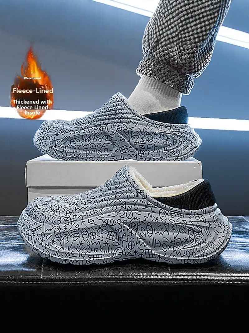 Men's Winter Fleece Lined Slip-Resistant Thick Bottom Slippers Warm Cotton Slippers for Outdoor Wear Waterproof Casual Slippers