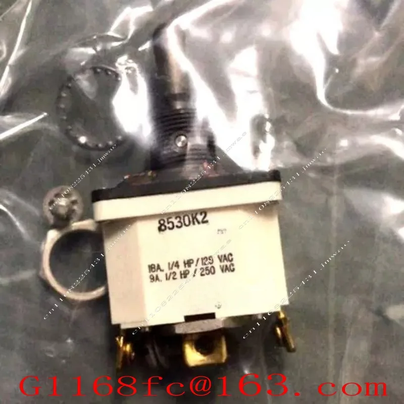 Suitable for shield machine remote control switch 8530K1 toggle self-reset button