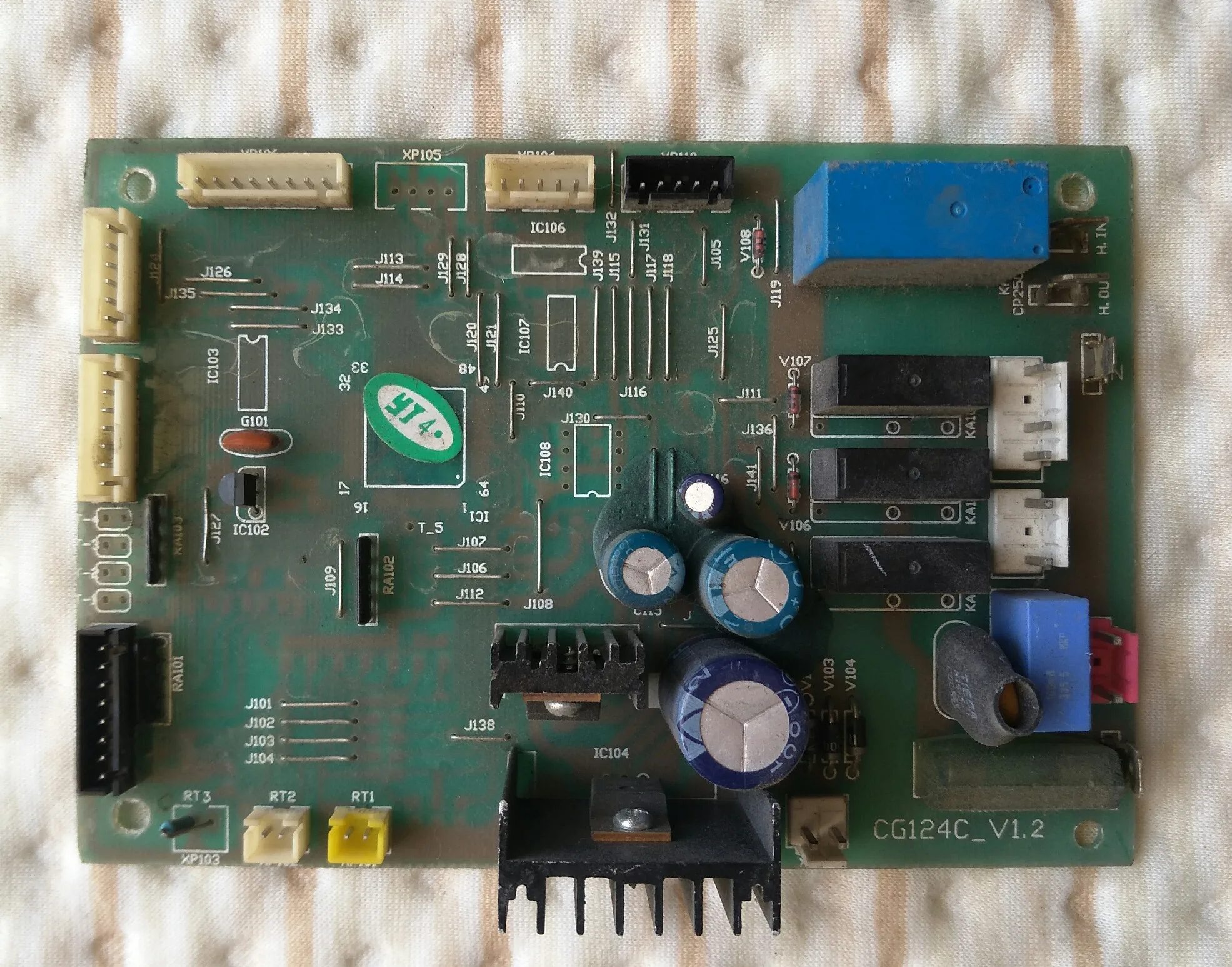 Buen funcionamiento para placa de ordenador de aire acondicionado CG124C-V1.2 CG124C-V1.0 KFR-70LW/H01ds CG124C-V1.5