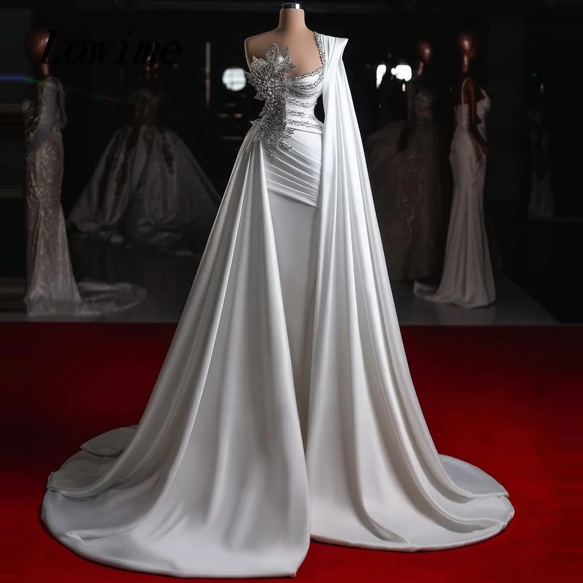 Abito da sposa bianco Dubai Manica a mantella Perle di lusso Abito da sposa a sirena di cristallo con strascico 3D Flora Abiti da Noiva 2024
