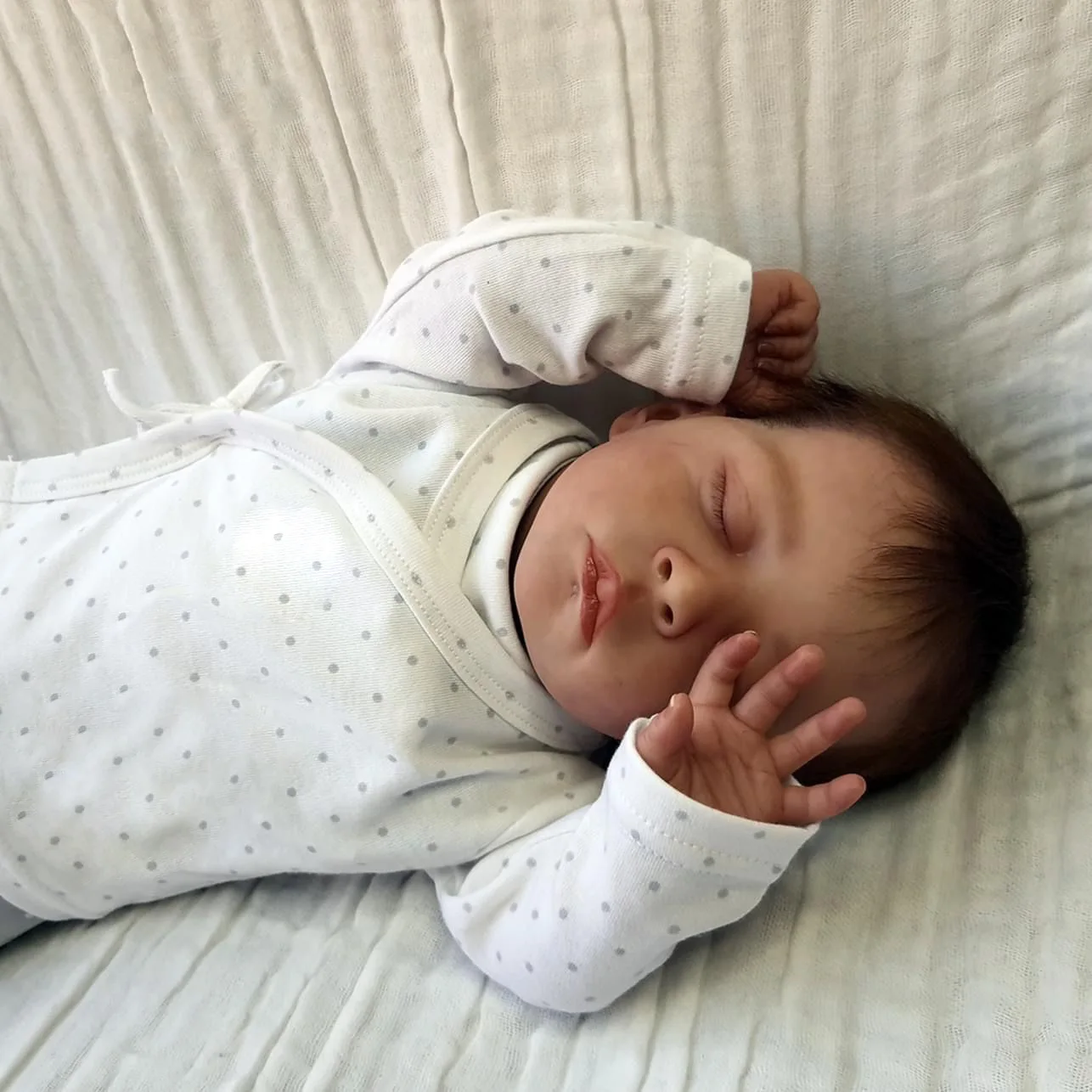 Silicone Vinyl Doll 46CM Painted Newborn Baby Doll With Rooted Hair For Kid's Christmas Gift Muñecas Reborn Closed Eyes Toy Doll