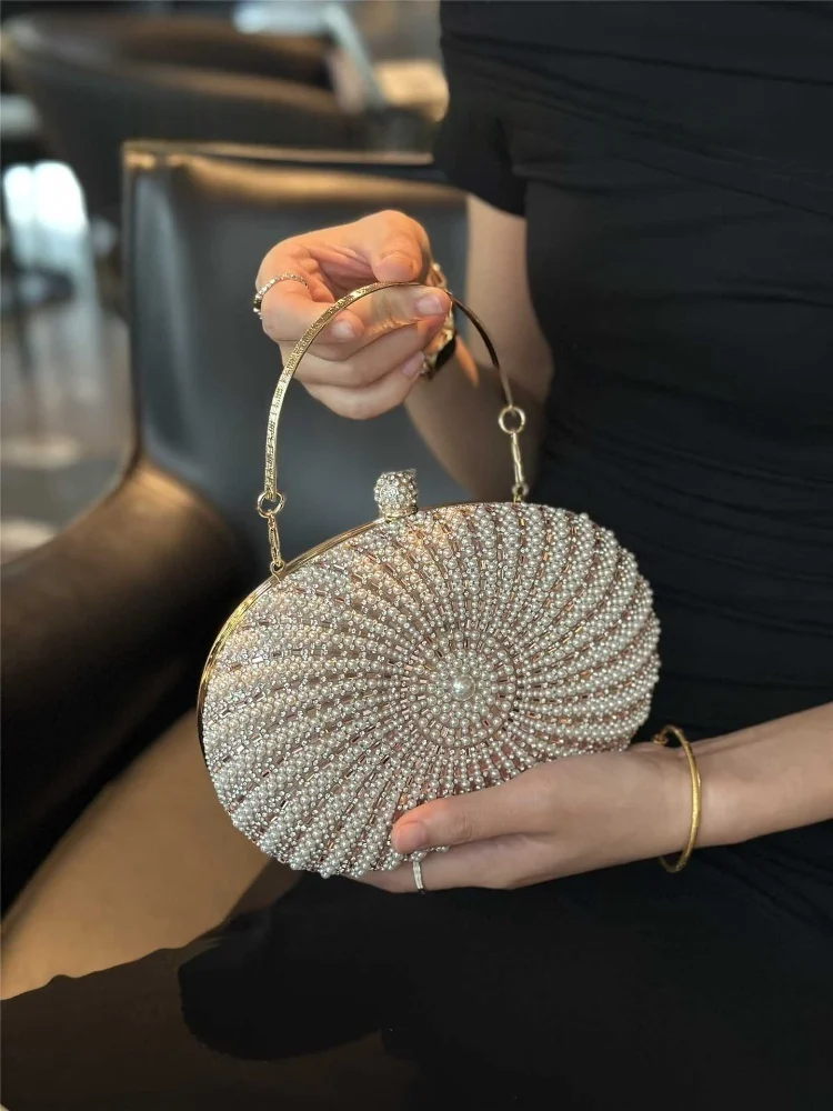 

Роскошные блестящие женские сумки ручной работы с жемчугом и бриллиантами, круглые металлические женские сумки, модная банкетная сумка, свадебный клатч, кошелек 2025