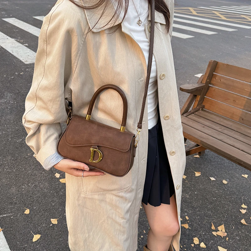 

Высококачественная роскошная сумка-клатч для женщин с винтажной парижской дизайнерской модой и однотонной отделкой