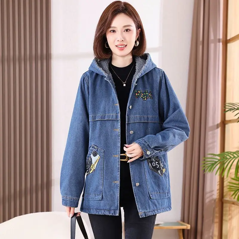 

Fashionable Thick Cowboy Women's Jacket Winter New Versatile Commuter Middle aged Mom Plush Hooded Jacket Cotton Coat