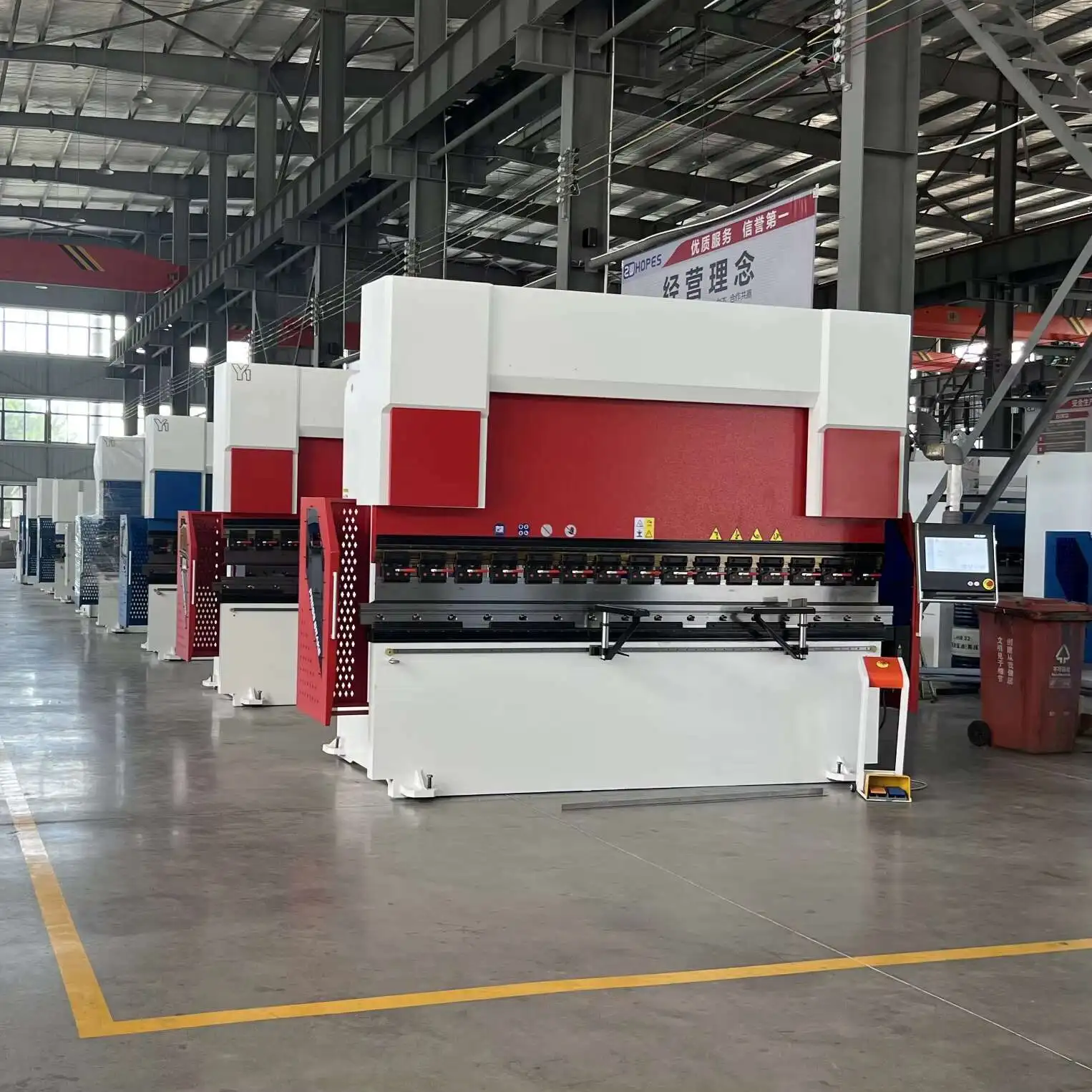 ANHUI ZWHOPES 175T-2500 فرامل الضغط الهيدروليكي Hine مع HK58T