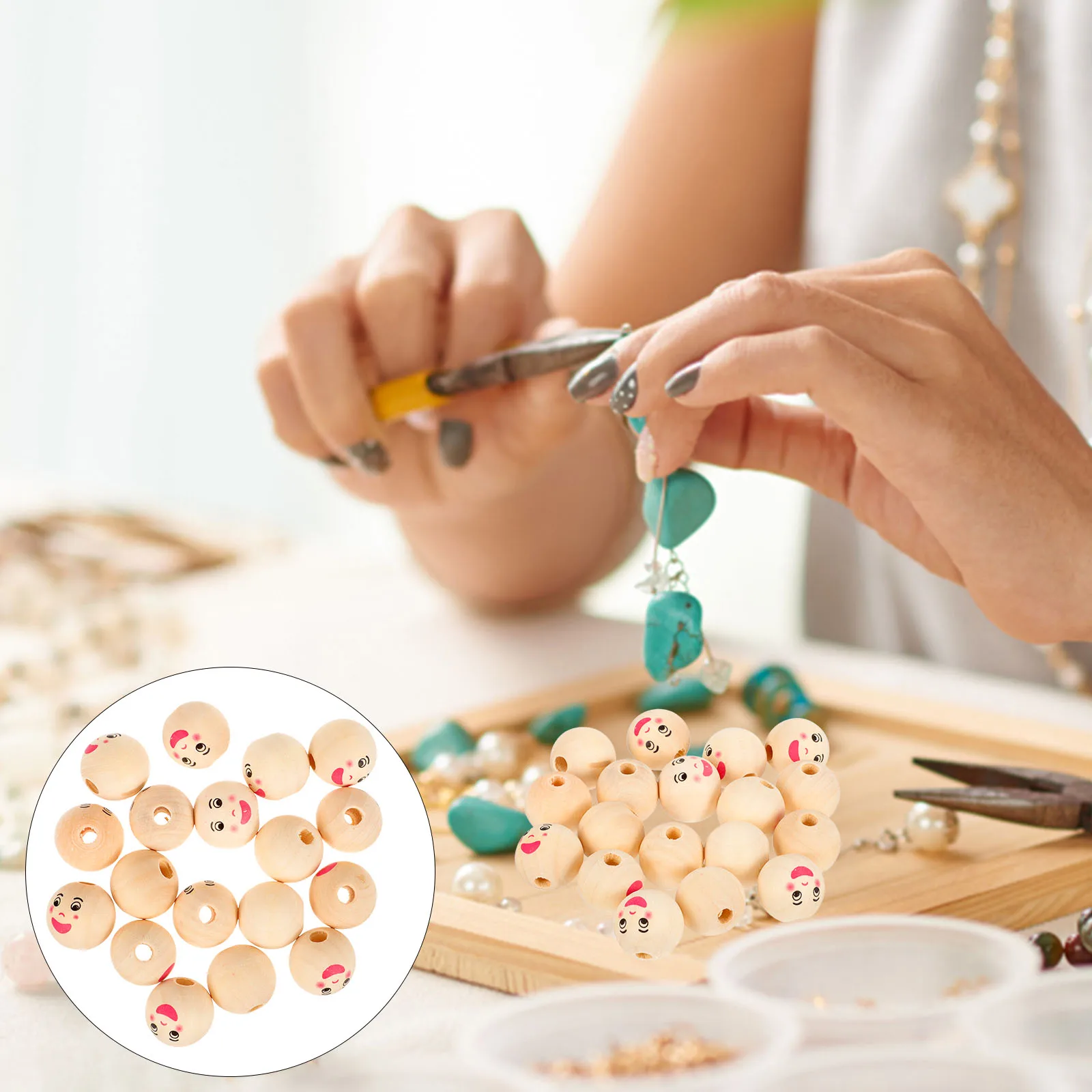

40pcs Crafts Loose Kids Face Diy Craft Wood Bead Wreath Wooden Wood Craft Beads Beads Pattern Bulk DIY Garland