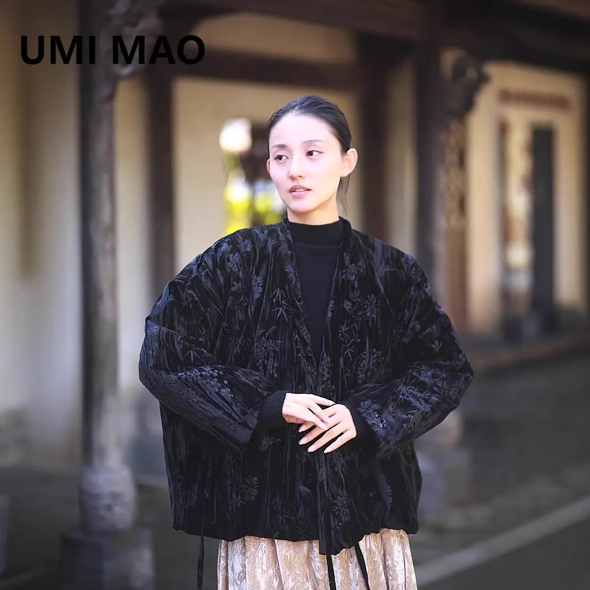 

UMI MAO зимний бархатный кружевной кардиган с тиснением на хлопковой подкладке, новая жаккардовая куртка в китайском стиле, осенне-зимнее свободное пальто