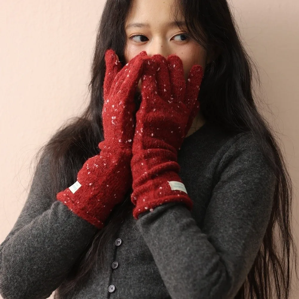 

Универсальные вязаные перчатки. Теплые морозостойкие перчатки с отдельными пальцами. Зимние перчатки с сенсорным экраном и точечным узором.