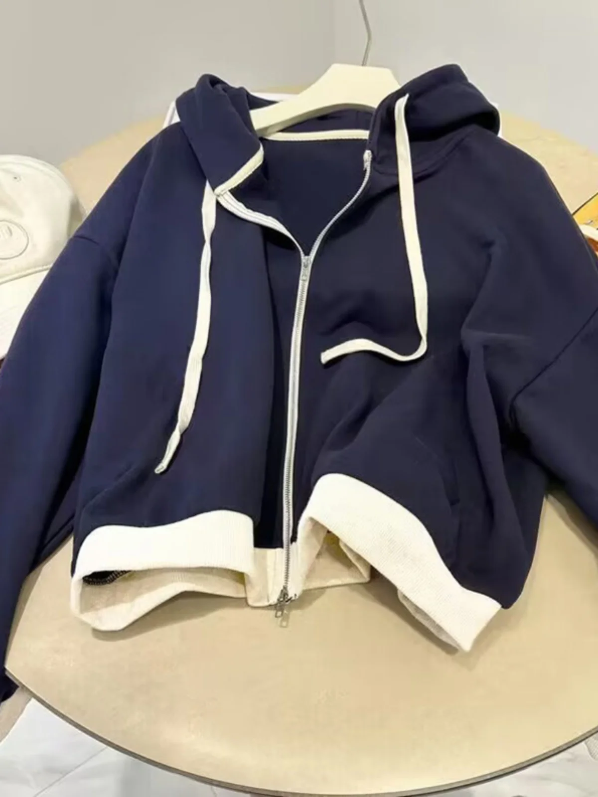 

Женская толстовка с цветными блоками, тонкий кардиган на весну-осень, свободный укороченный фасон, модная верхняя одежда в корейском стиле, с длинными рукавами