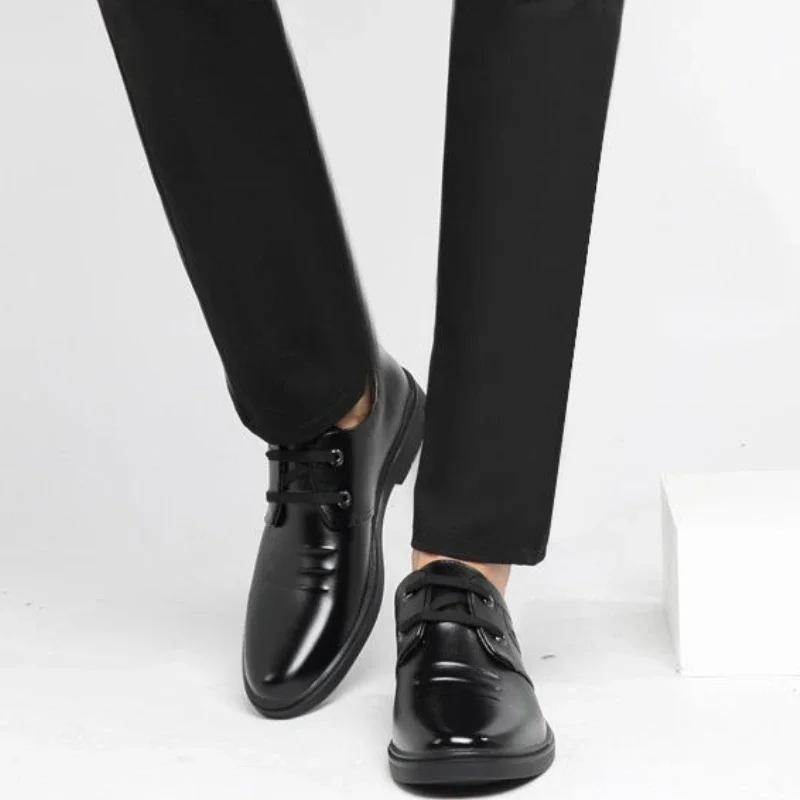 

Черная мягкая весенне-осенняя социальная обувь на шнуровке, мужская джентльменская элегантная и классическая кожаная повседневная новая обувь, мужская официальная обувь