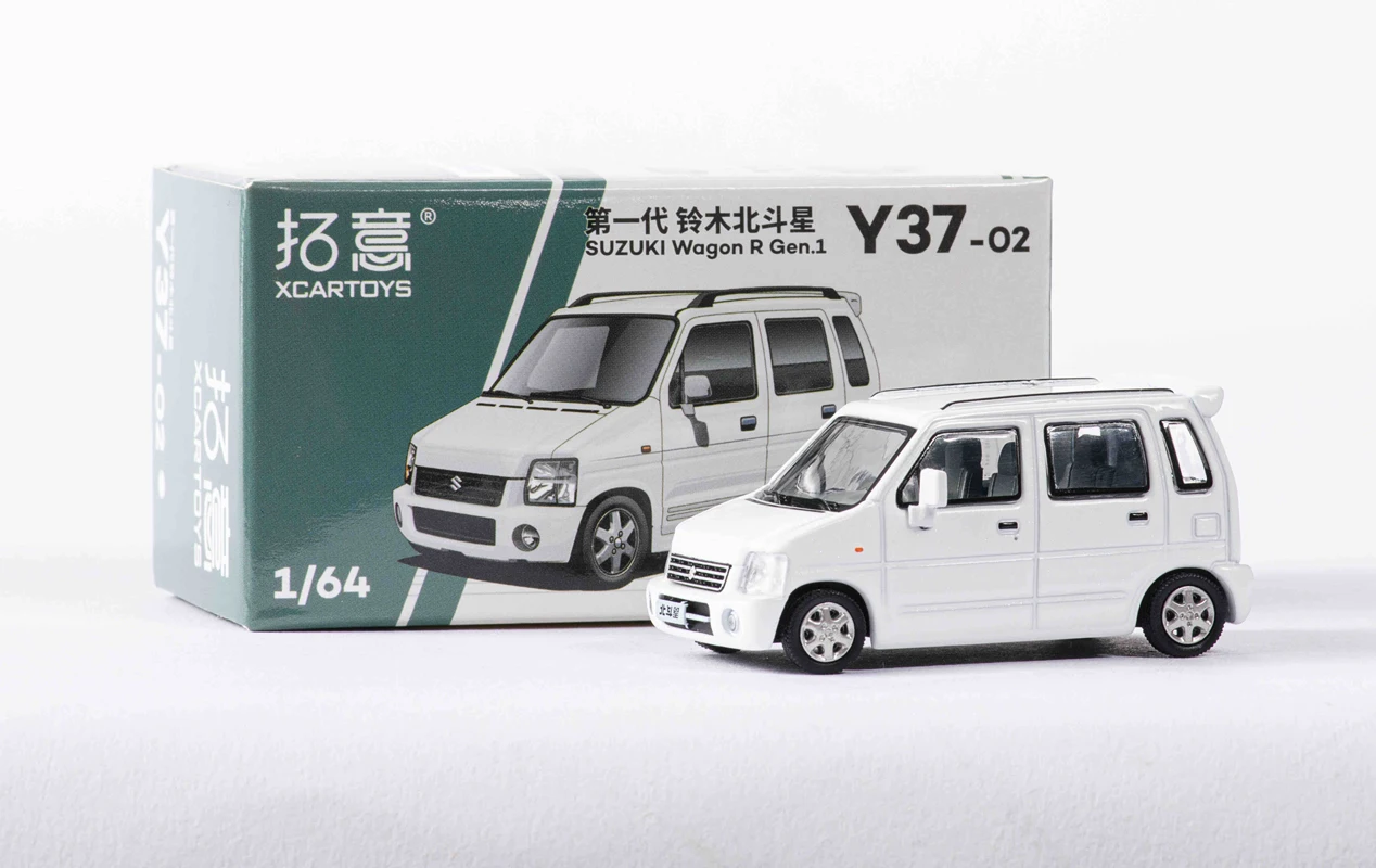 Toyi Suzuki Swift first generation Suzuki Dipper Alloy model 1/64 small scale simulation car model