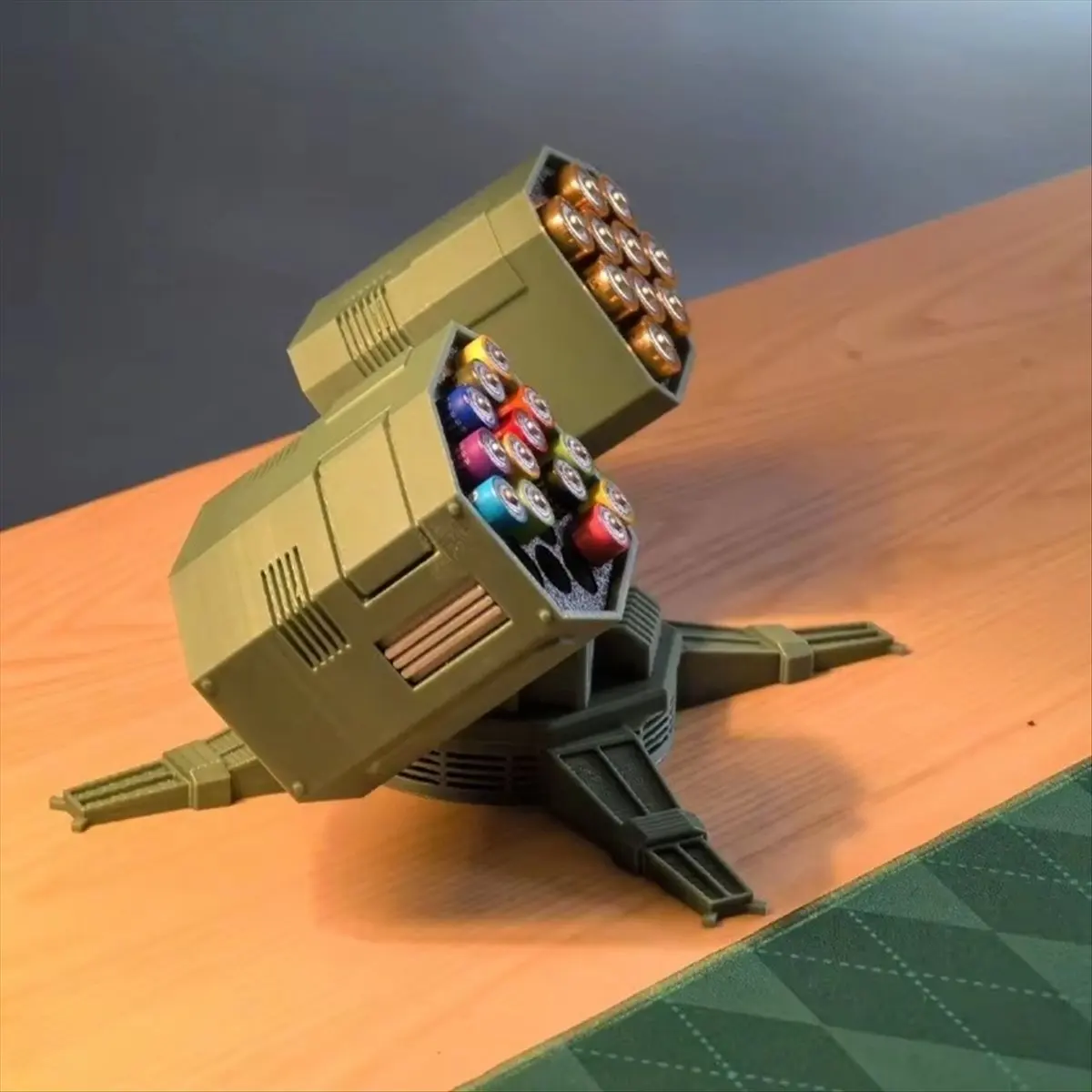 (A96Z) Boîte de rangement de piles imprimée en 3D, figurines de bureau décoratives, boîtes organisatrices de piles multi-positions AA/AAA