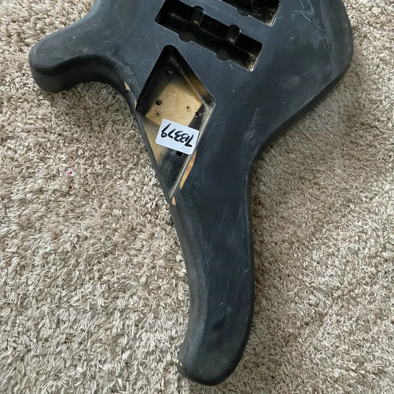 Unfinished Bass Guitar Body 4 or 5 Strings Solid Basswood Black Color Right Hand with Active Pickup Holes