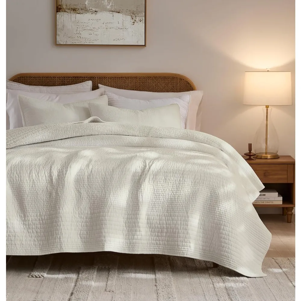 

Cotton Queen Bedding Set in Beige Stripes with Lightweight Textured Quilt and Channel Stitching