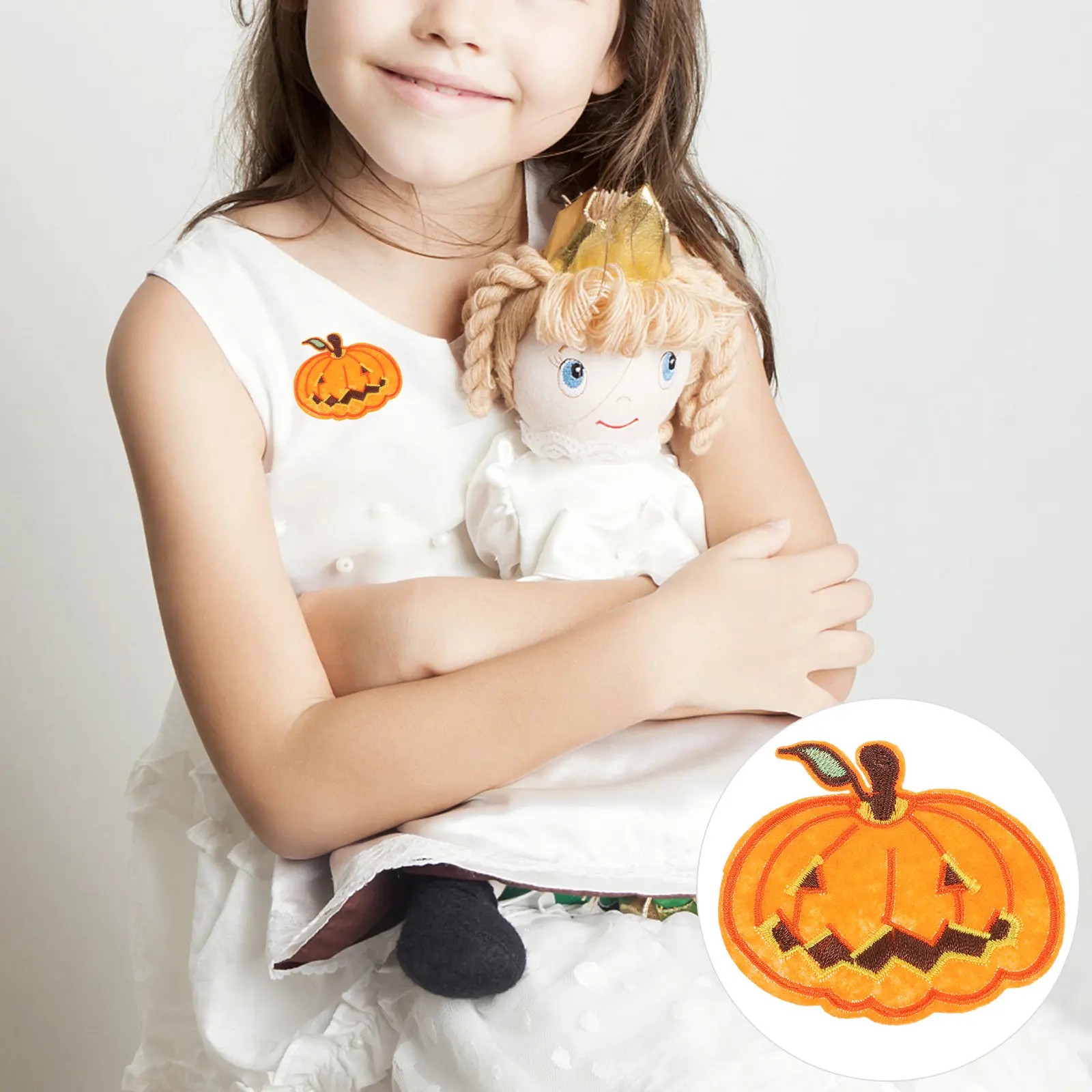 

5Pcs Halloween Fabric Patches Embroidered Iron on Sew on Applique Clothes Decoration DIY Badges for Jackets Pants Bags