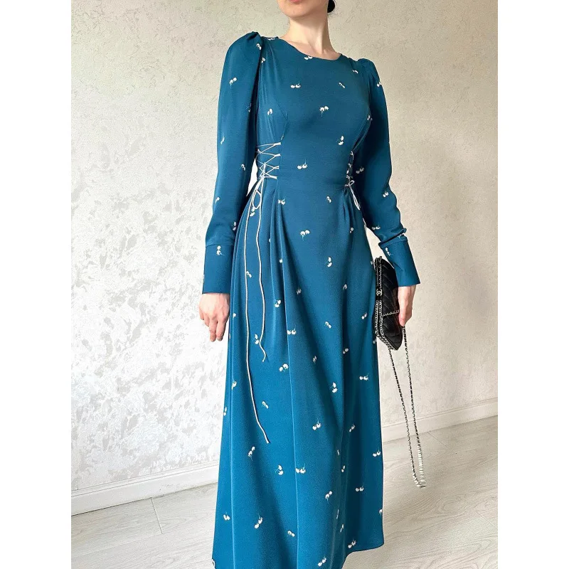 

2025Middle Eastern Muslim Women's Fashion Autumn New Long Dress Elegant Waist-Cinching Maxi Dress
