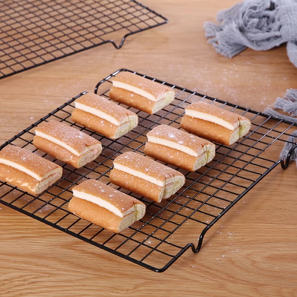 Thumbnail 4 - #36 Compare Roasting Pans Before You Buy