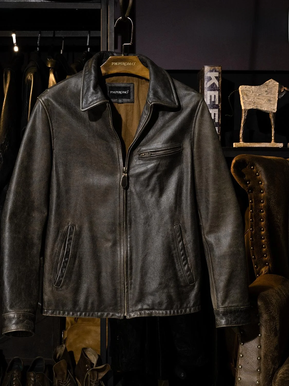 

Vintage Distred Top Layer Cowhide Leather Jaet Actual Image Match Youth Casual Winter Faion ort Sle Zipper Closure