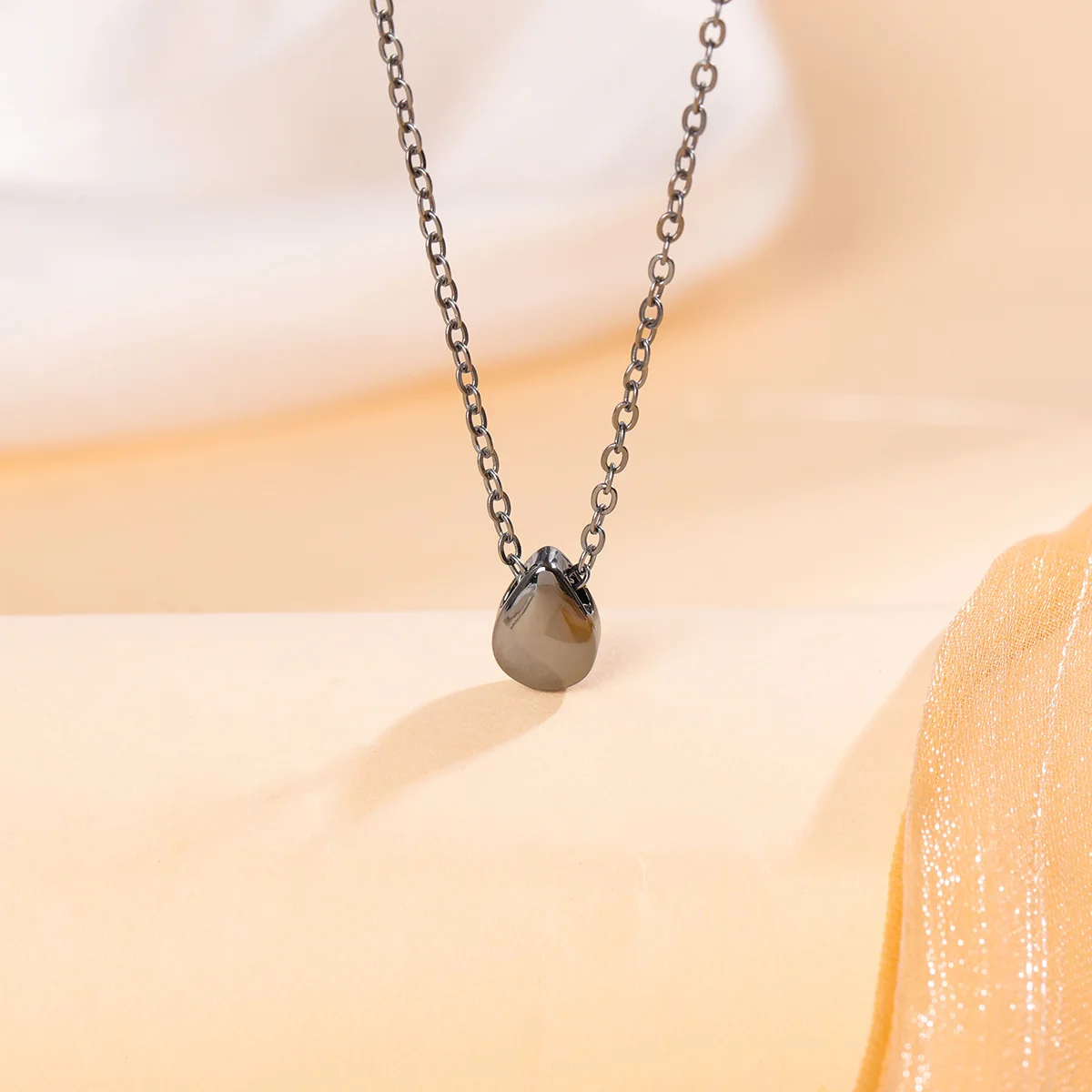 Mini-Tropfen-Halsketten mit Schlüsselbeinkette aus schwarzem 925er-Sterlingsilber XL024