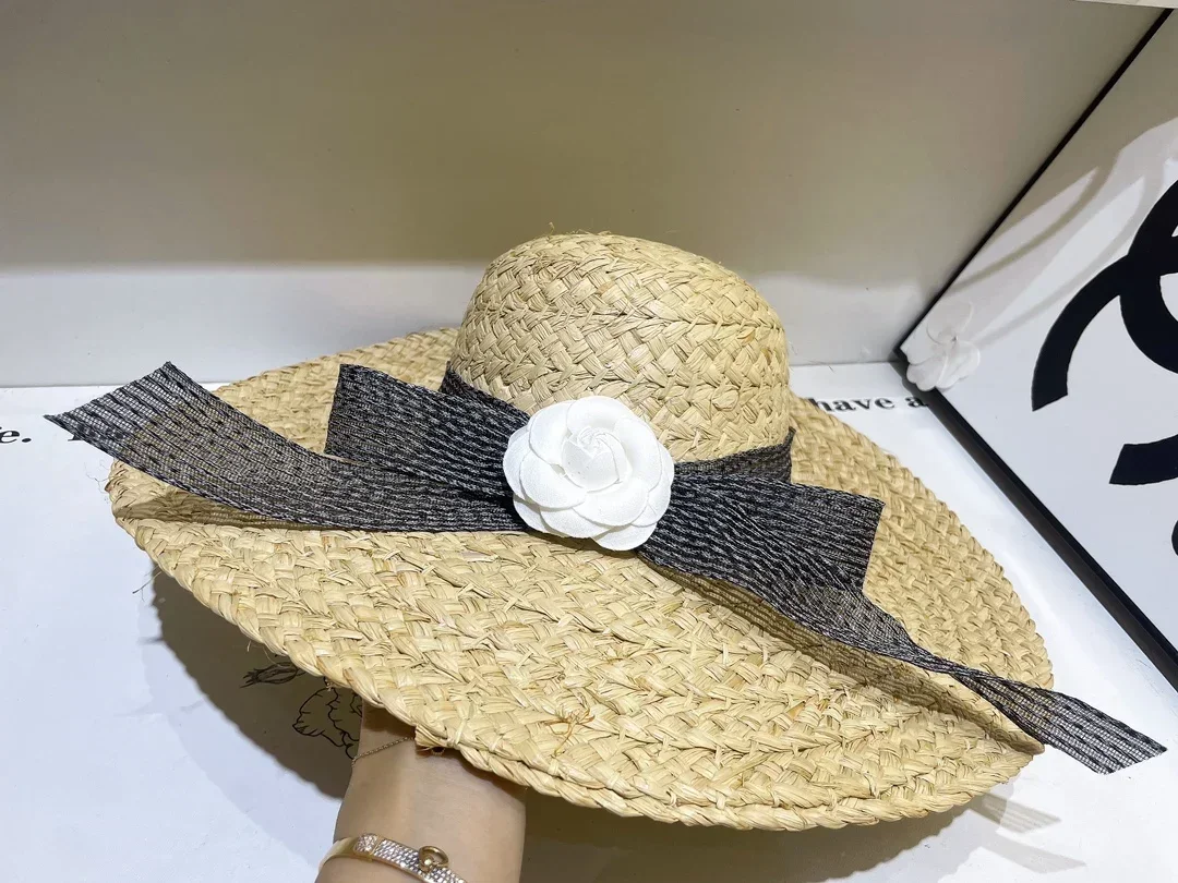

Новая женская летняя соломенная шляпа с широкими полями, кружевным бантом и ротанговыми элементами, для пляжа и защиты от солнца