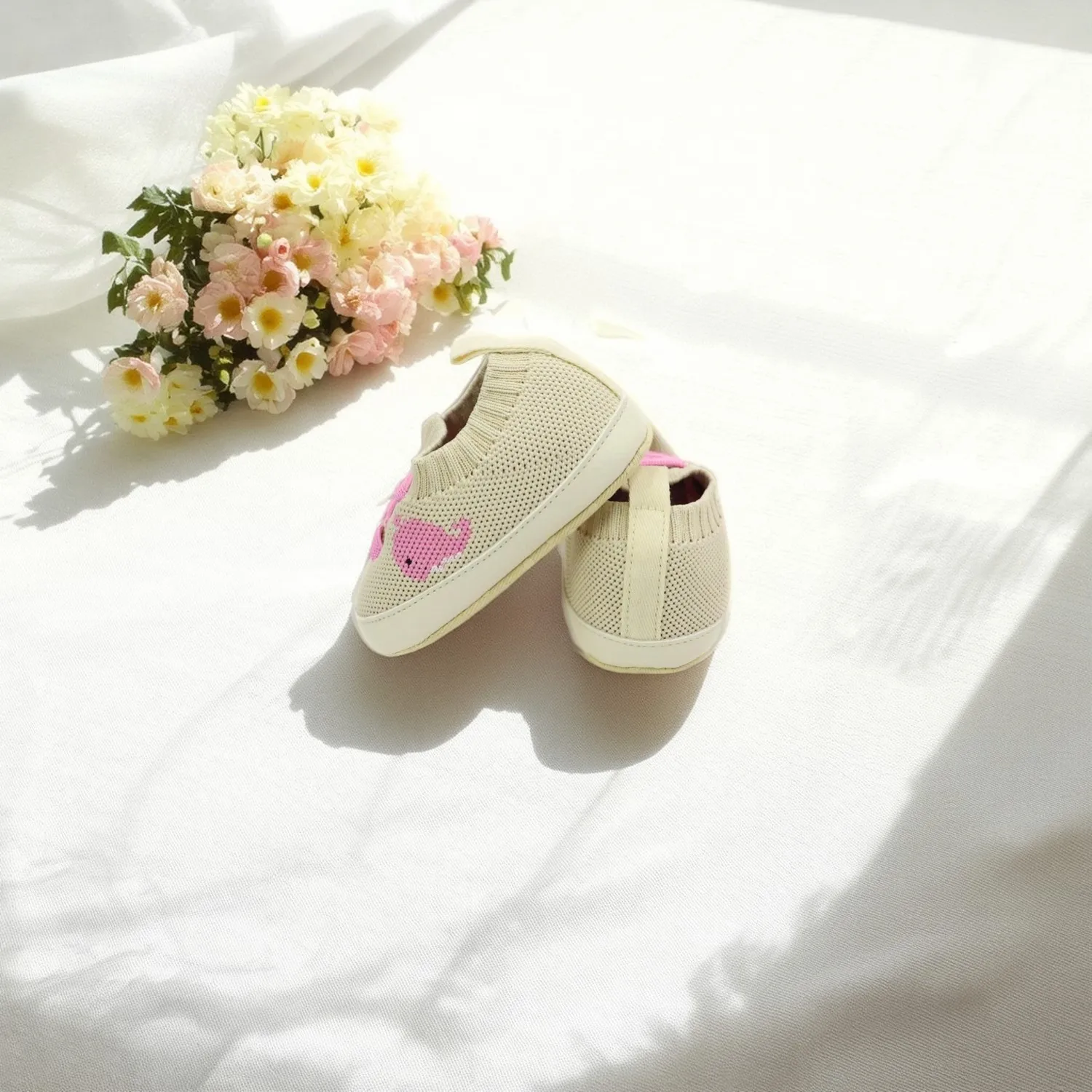 여성용 베이비 캔버스 신발, 캐주얼 신발, 베이비 워킹 슈즈, 속이 빈 미끄럼 방지 통기성 0-1세