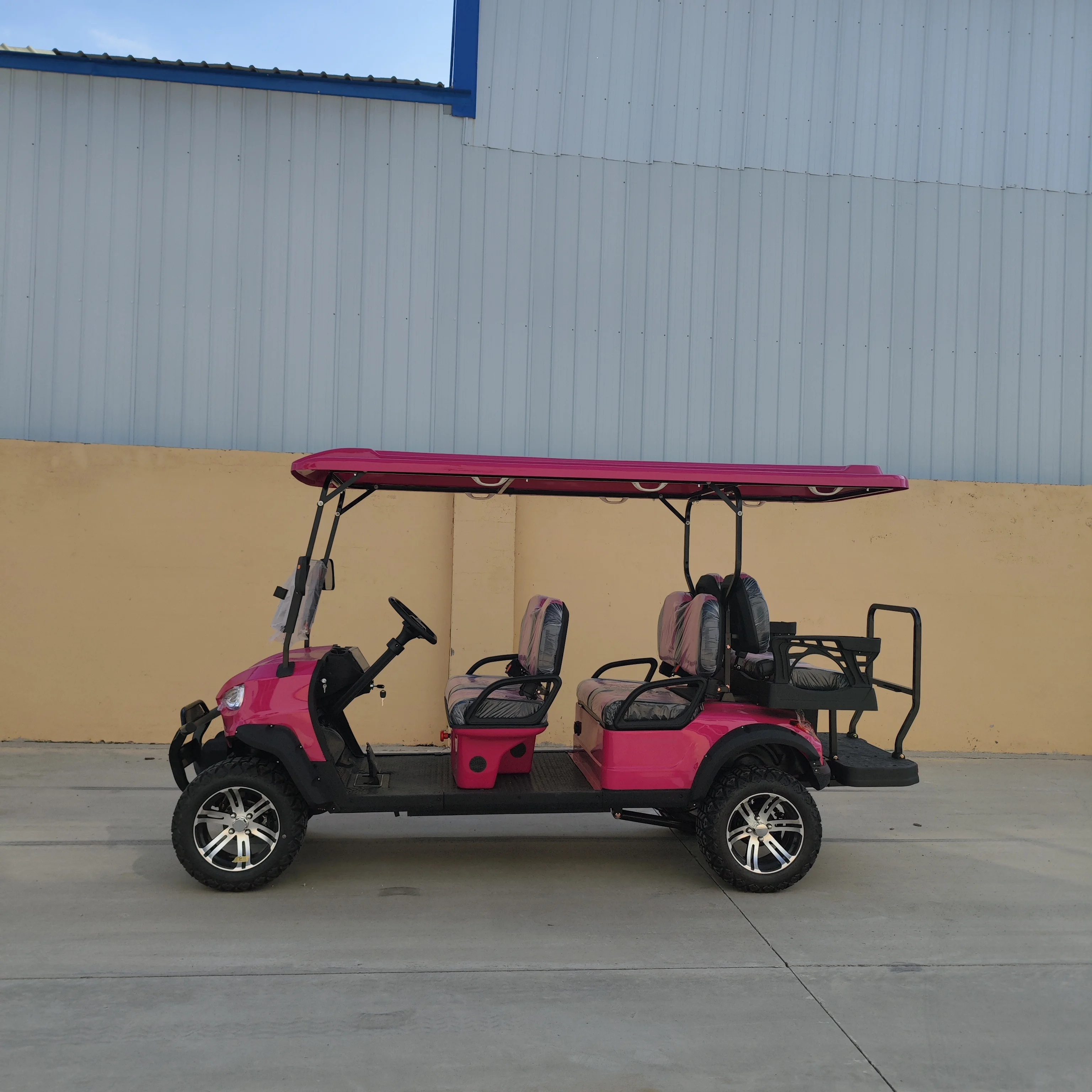 عربة جولف إسعاف قانونية للشارع الكهربائية عالية الجودة مكونة من 6 مقاعد في الصين تعمل بجميع الأجهزة مع صندوق شحن متاح للبيع