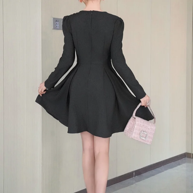 رمادي الفرنسية الخامس الرقبة فستان منفوش المرأة الخريف موضة القوس بسيط كم طويل أنيق الزفاف الحلو حفلة سيدة فستان قصير #4