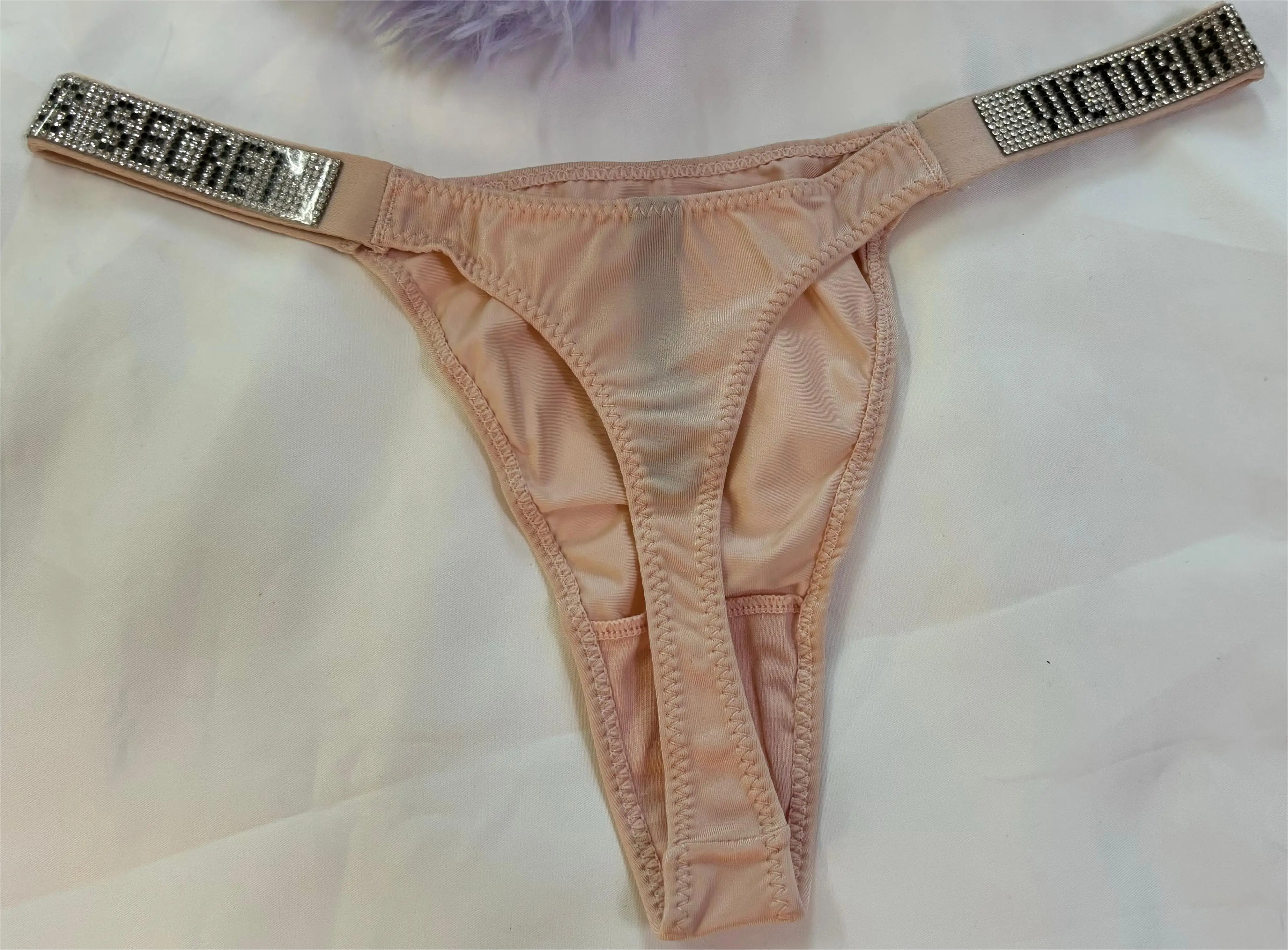 Victoria\'s Secret-lingerie sexy de marca rosa para mulheres, cuecas com renda, cuecas conforto, calcinha com strass, nova, 2024