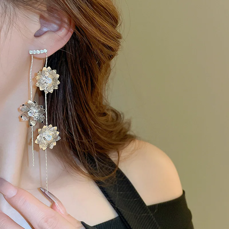 New S925 Silver Needle Long Flower Dangle Tassel Drop Earring Fashion Temperament Zircon Flower Dangle Earrings Jewelry